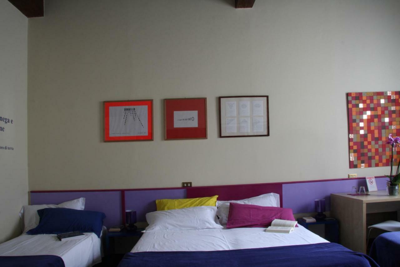 B&B Casa Dei Poeti Μάντοβα Εξωτερικό φωτογραφία